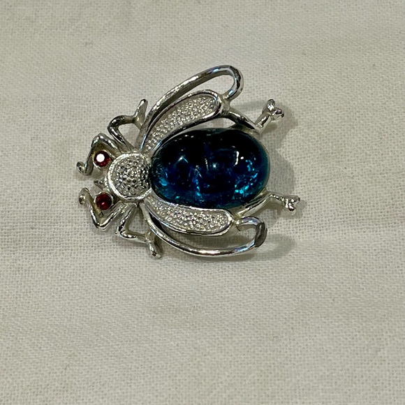 Gorgeous Vintage Firefly Brooch - Picture 2 of 4